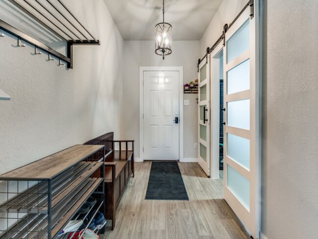 Building Photo - Charming 3BR w/Study House in Converse