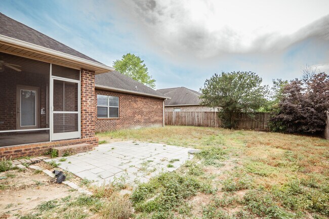 Building Photo - 406 Pendo Pl