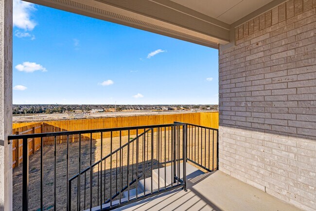 Building Photo - Modern Leander Living with Space to Grow and Room to Relax!