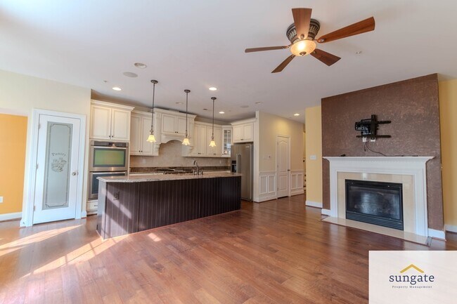 Building Photo - 11227 Terrace Ln