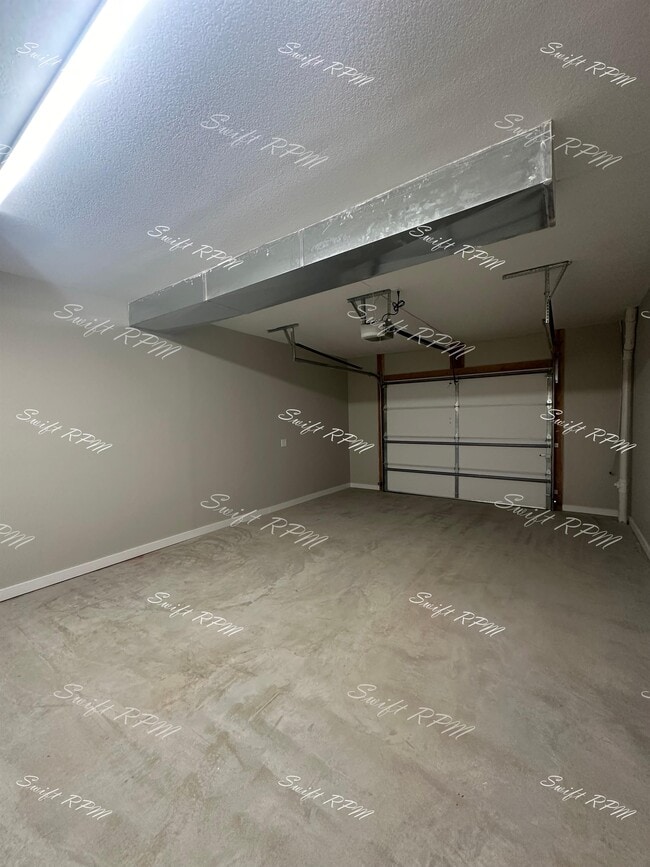 Building Photo - 119 Kickapoo St