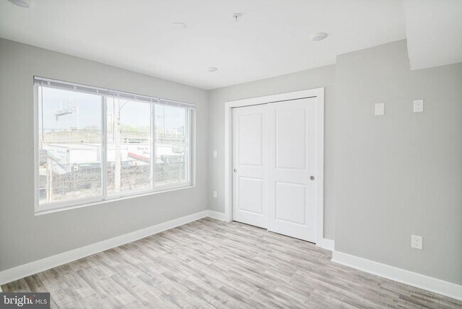Building Photo - 1443 N 8th St