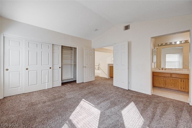 Building Photo - 267 Bluefield Ln