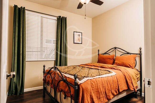 Building Photo - Spacious Home in the Lincoln Crossing Community, walking distance to Lincoln Crossing Elementary