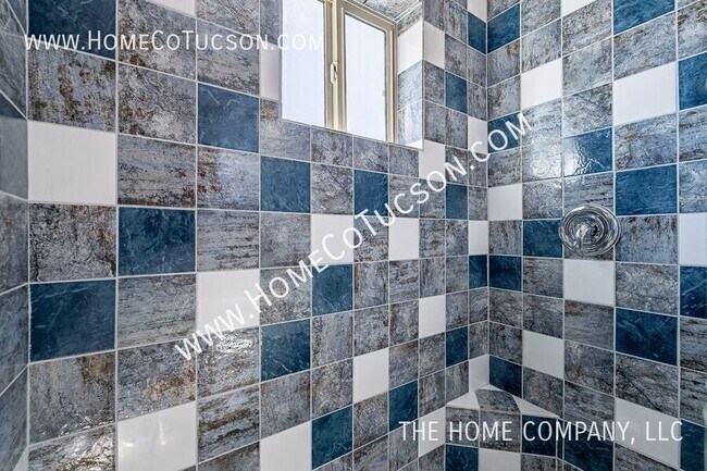 Building Photo - 5704, 5710-5718 E Hermans Road-HERMANS ROAD MARKETING