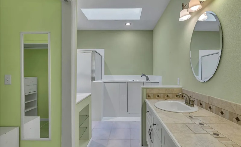 Building Photo - 8804 71 St Ct SW