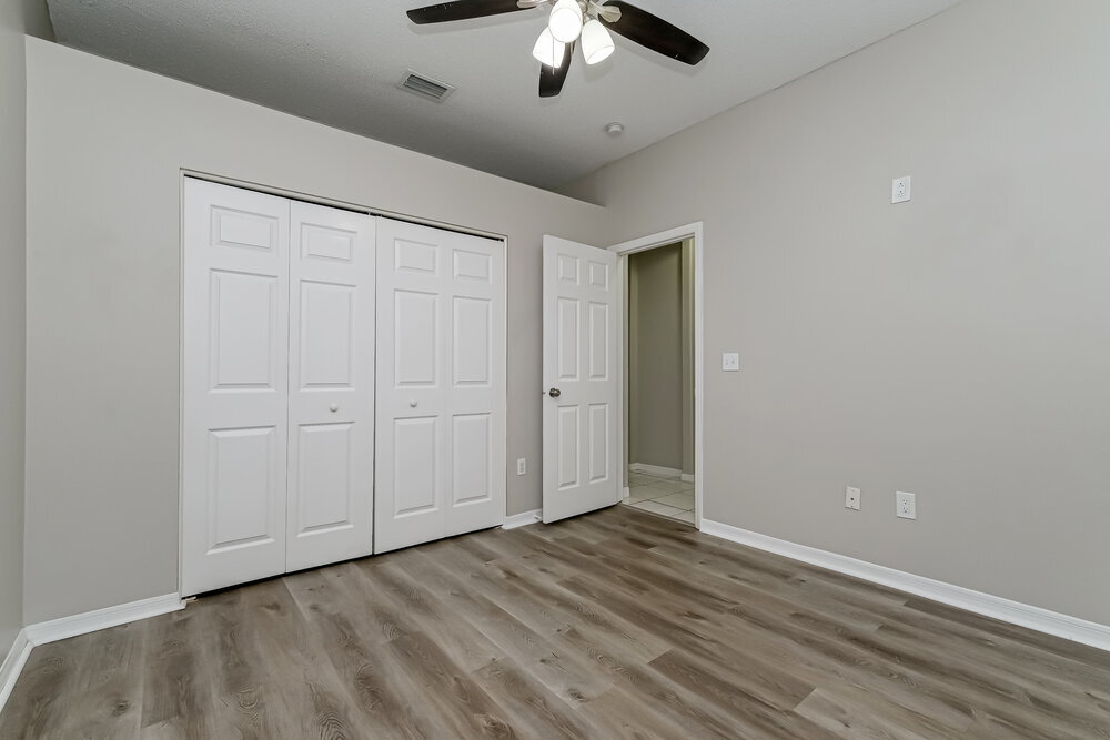 Building Photo - 1223 Alpine Lake Dr