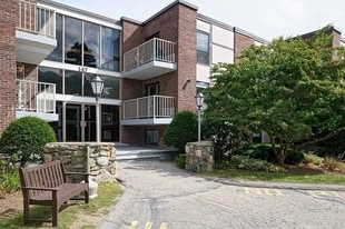 Building Photo - 147 Turner Rd