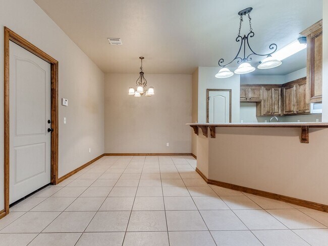 Building Photo - 2409 Kyle Robert Ln