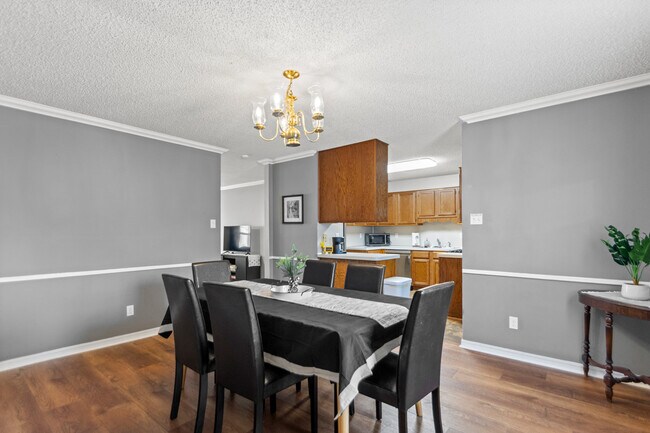 Building Photo - 106 Willow Grove Ct