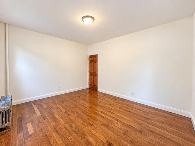 Floorplan - 30 Dongan Place