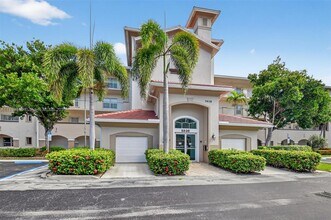 Building Photo - 5938 Crystal Shores Dr