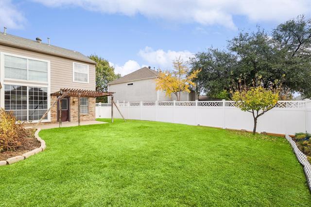 Building Photo - 1218 St Tropez Dr