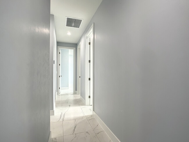 Building Photo - 2643 47th St SW