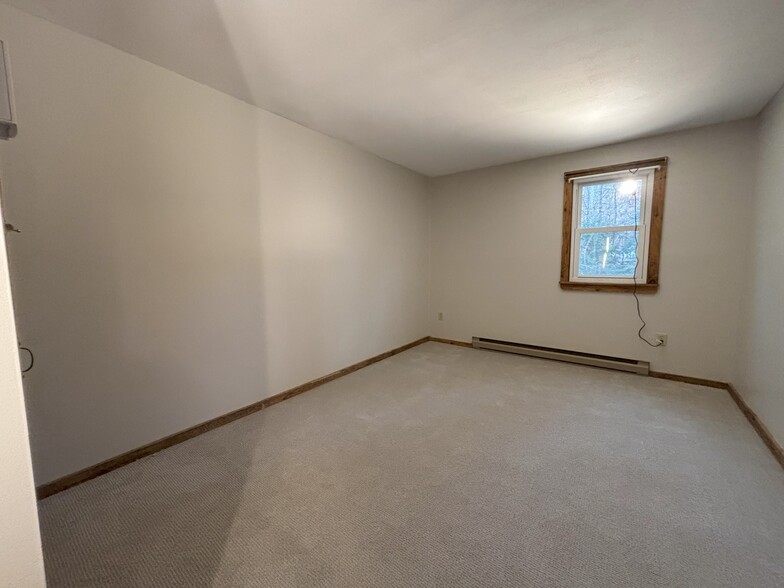 Bedroom 2 - 2 Linda Ln