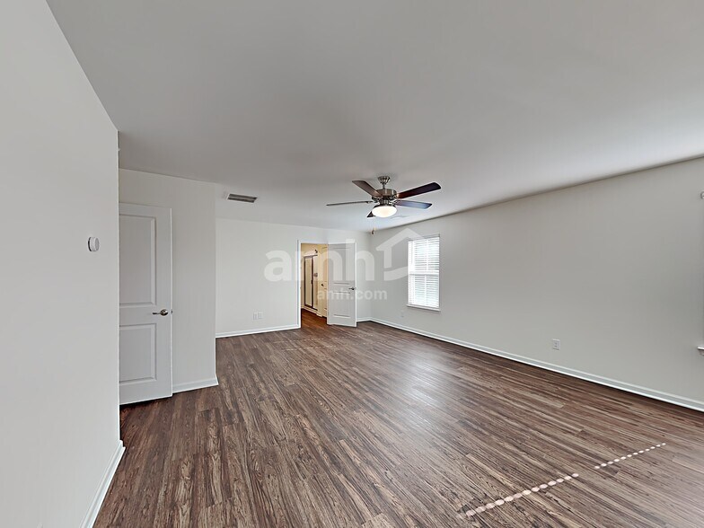 Building Photo - 5018 Twin River Dr