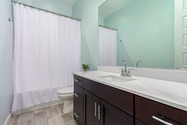 Building Photo - 941 Treasure Trl