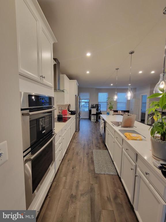 Building Photo - 10613 Speiden Trail