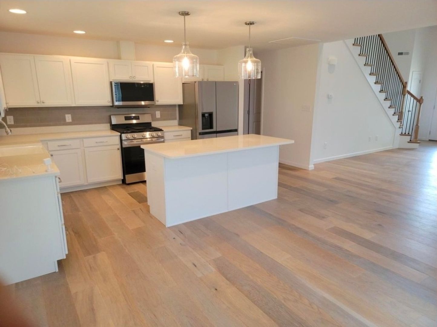 Building Photo - 7703 Mossy Lndg Ln