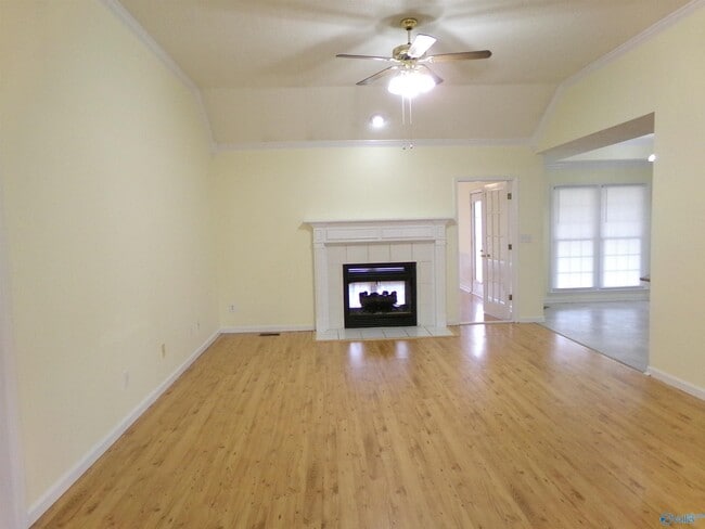 Building Photo - 141 Freedom Way