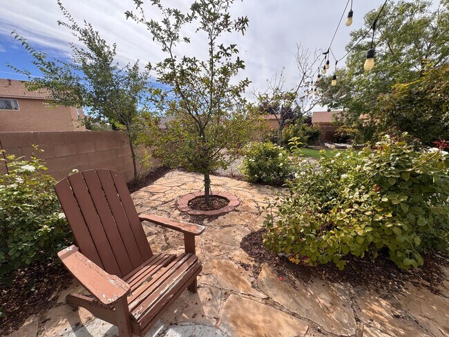 Building Photo - 6300 Verdi Way NW