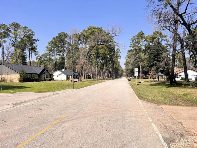 Building Photo - 13910-A E Cypress Forest Dr