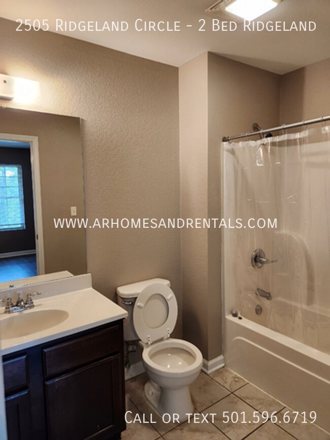Building Photo - 2505 Ridgeland Cir