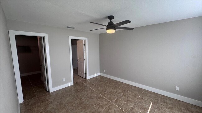 Building Photo - 11728 Shirburn Cir
