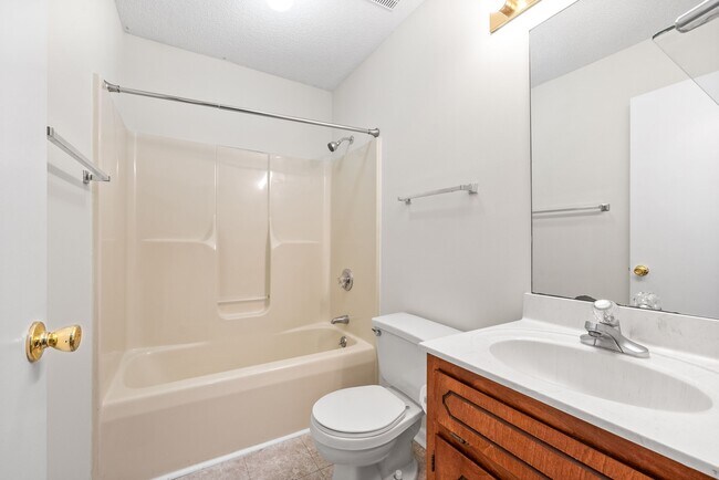 Building Photo - 183 Whitehall Dr