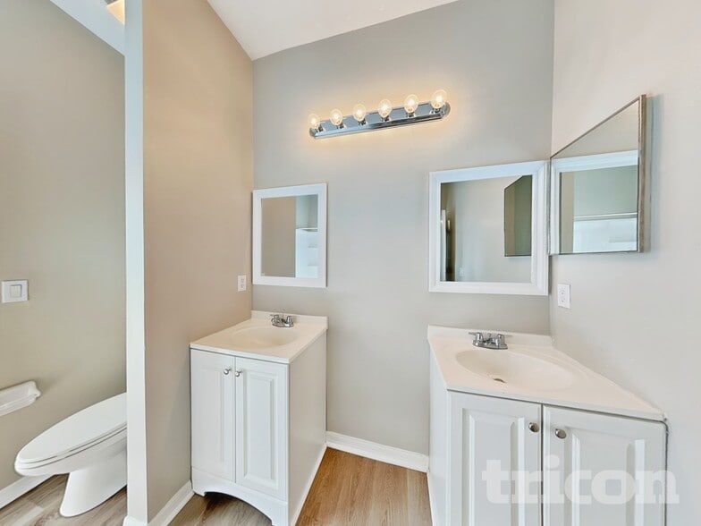 Building Photo - 4312 Hidden Meadow Dr