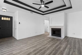 Building Photo - 5351 Northridge Blvd