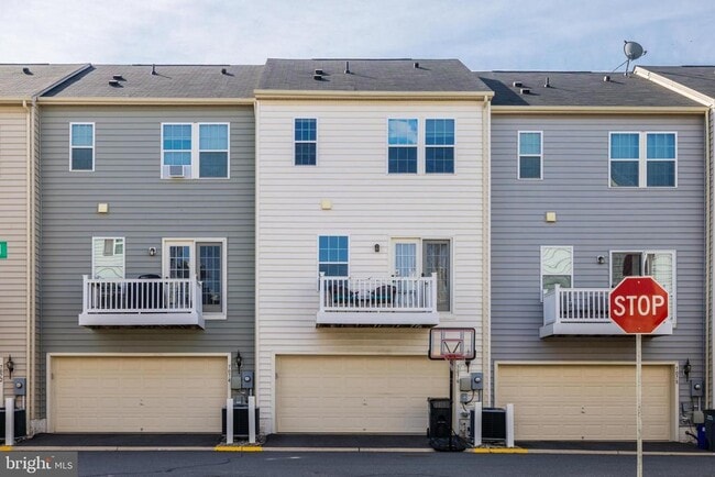 Building Photo - 7076 Mongoose Trail