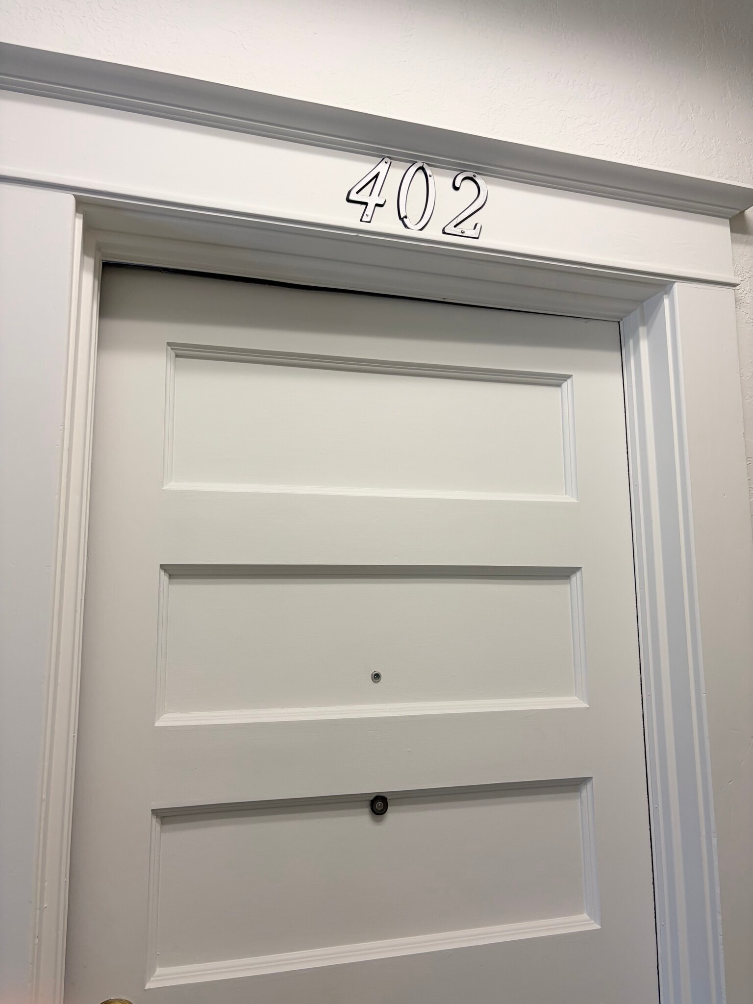 Building Photo - 251 E Broadway