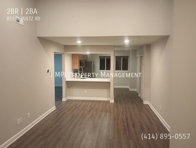 Building Photo - 853 W. Puetz Road - 2 Bedroom, 2 Bathroom ...