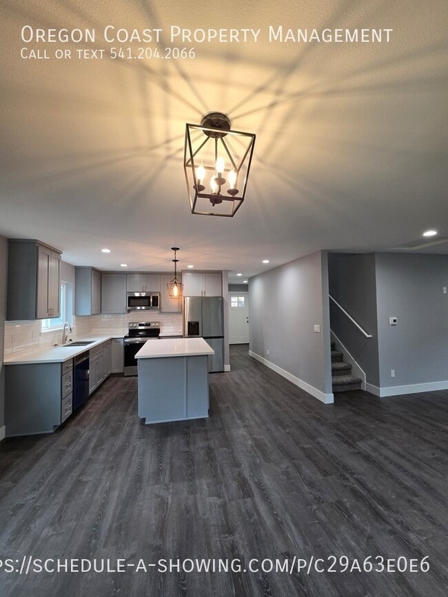 Building Photo - 4255 Sequoia Loop