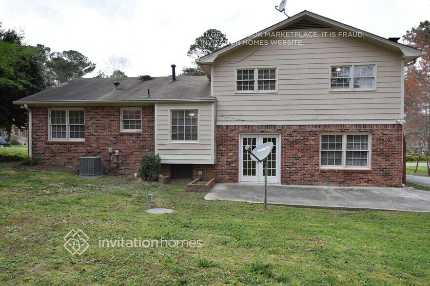 Building Photo - 5384 Pounds Dr N