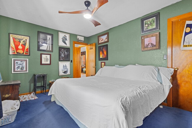 Building Photo - 15 3rd St