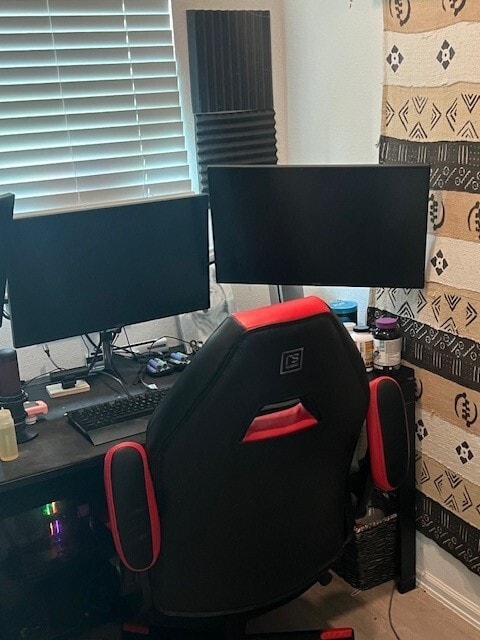 Building Photo - 18984 Caney Frst Dr