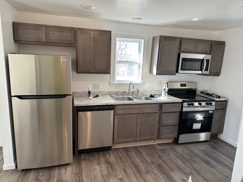 Building Photo - 4313 E Swaller Rd