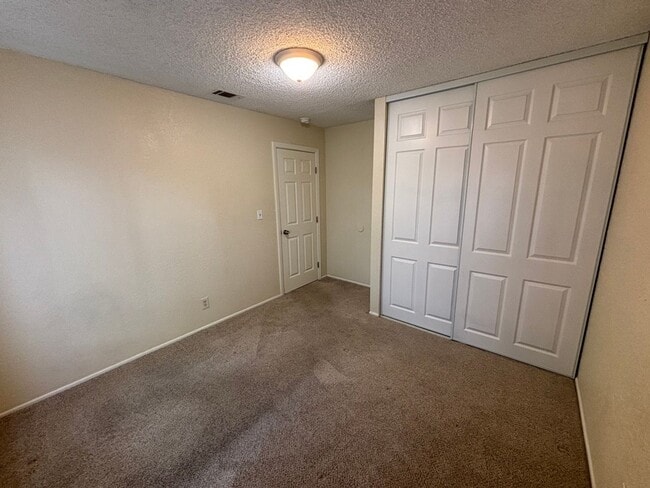 Building Photo - Beautiful Home By UCR