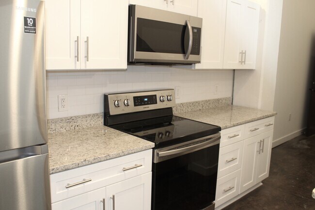 Building Photo - 408 Wellons St