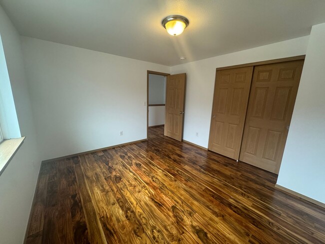 Building Photo - Application Pending - 3 Bedroom House For ...