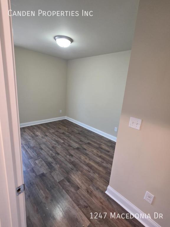 Building Photo - 1247 Macedonia Dr
