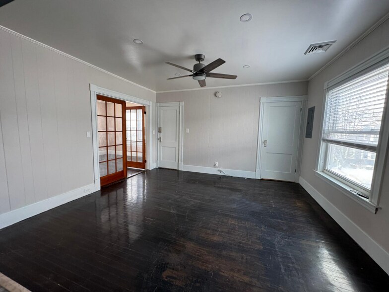 Building Photo - 755-757 Silver St