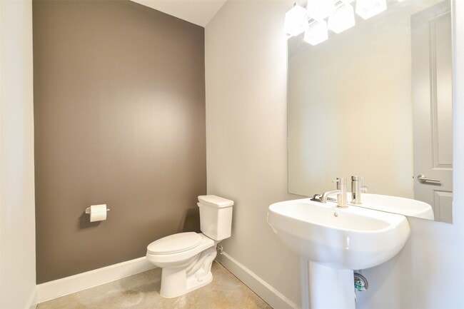 Building Photo - 1111 Studewood St