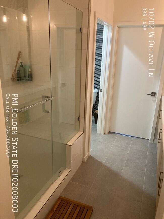 Building Photo - 10702 Octave Ln