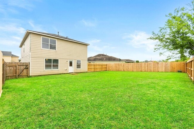 Building Photo - 9311 Norwood Trails Dr