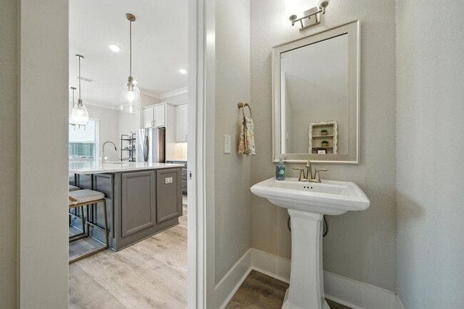 Building Photo - 1518 Callaking Pl