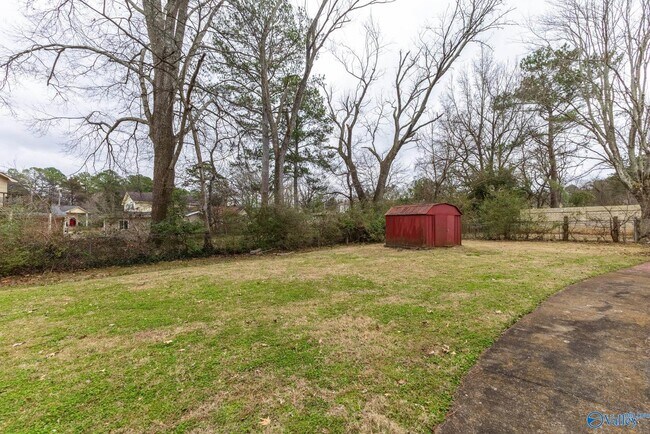 Building Photo - 1116 Tyler Rd NW