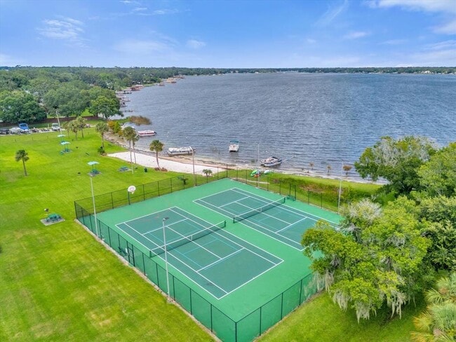 Building Photo - 5401 Hansel Ave